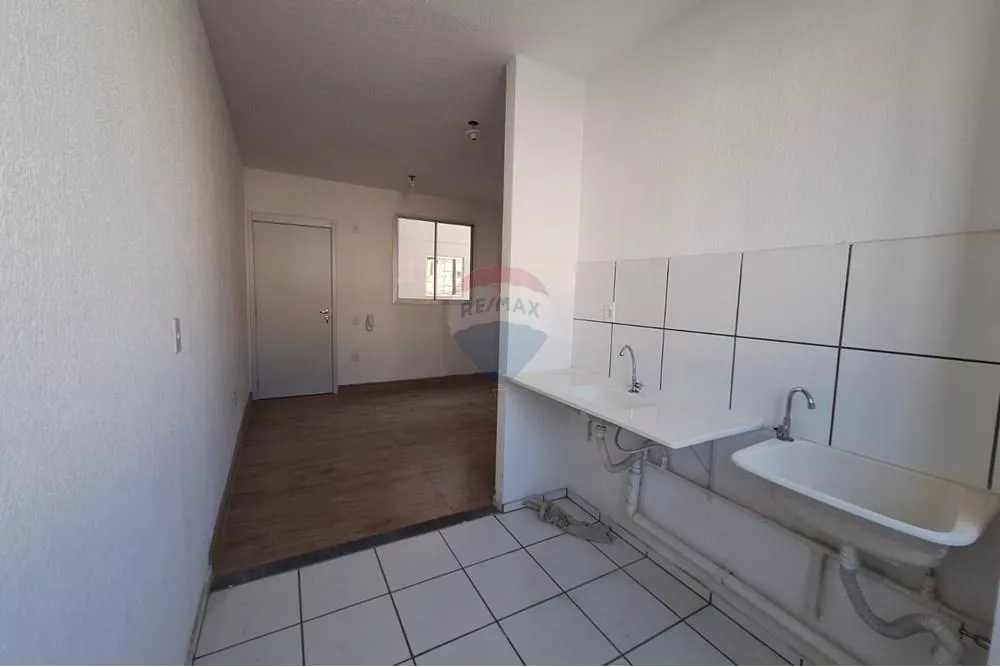 Apartamento para alugar com 2 quartos, 45m² - Foto 6