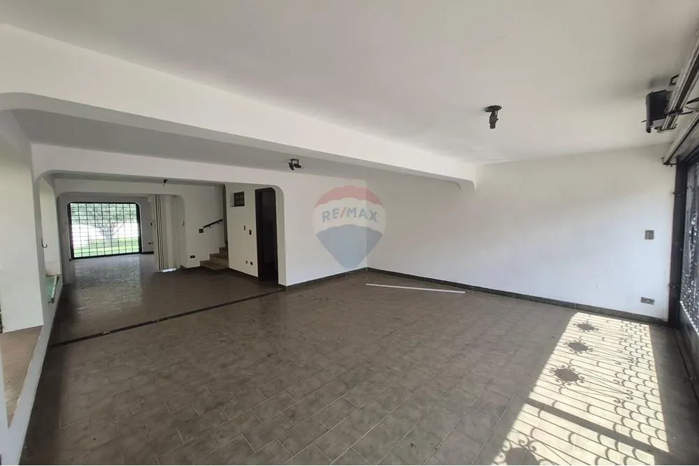 Casa, 5 quartos, 312 m² - Foto 3
