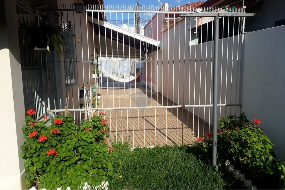 Casa, 3 quartos, 74 m² - Foto 2