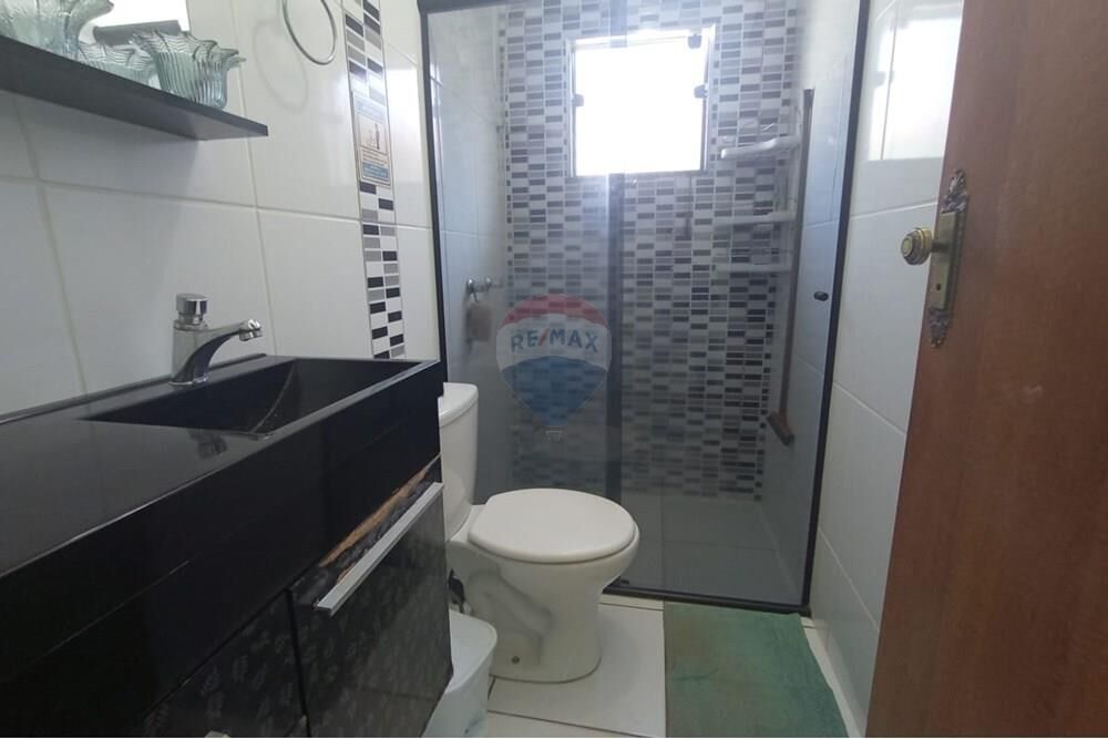 Casa à venda com 4 quartos, 199m² - Foto 4
