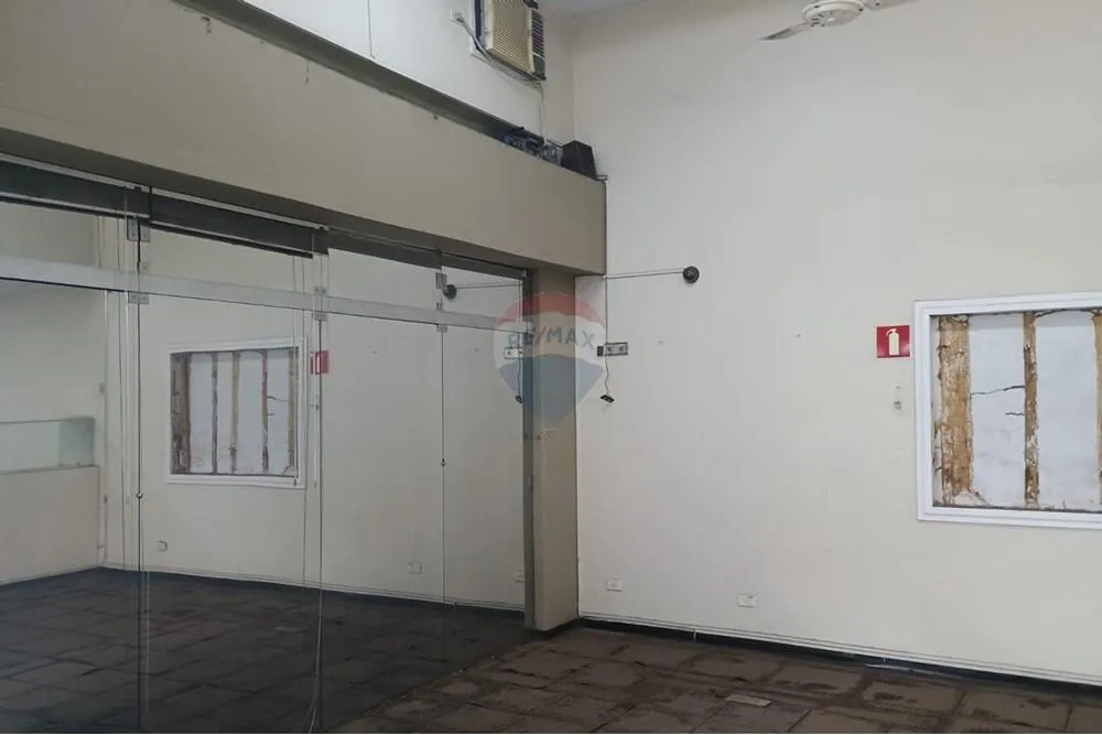 Sala-Conjunto, 388 m² - Foto 1