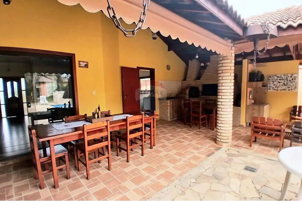 Casa, 5 quartos, 338 m² - Foto 2