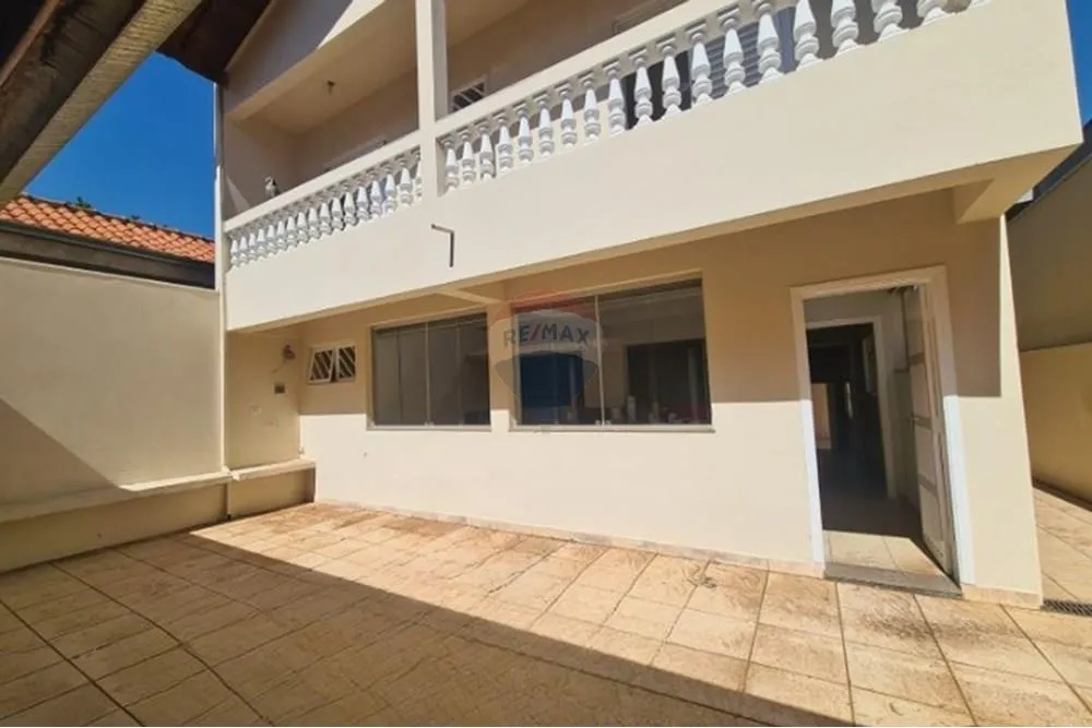 Sobrado, 4 quartos, 274 m² - Foto 1