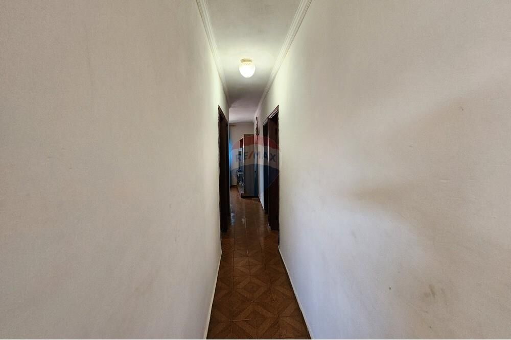 Casa, 5 quartos, 256 m² - Foto 1