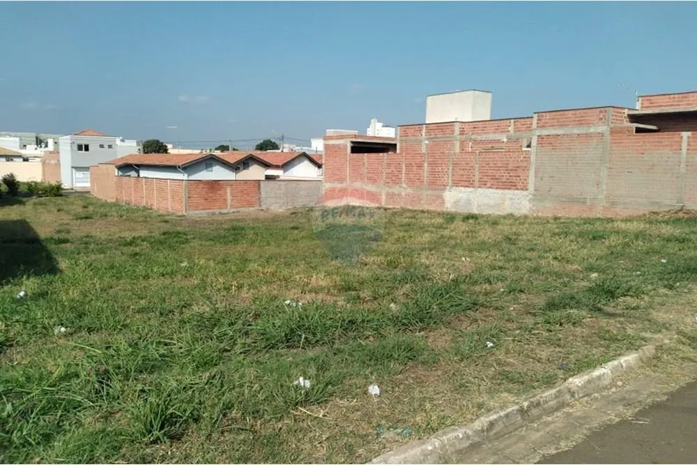 Terreno, 301 m² - Foto 1