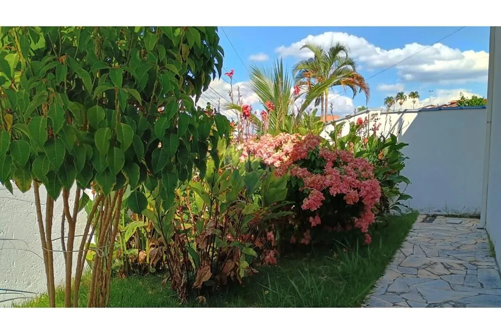 Casa, 3 quartos, 256 m² - Foto 1