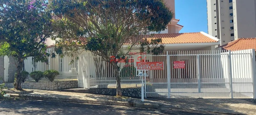 Casa, 3 quartos, 278 m² - Foto 1