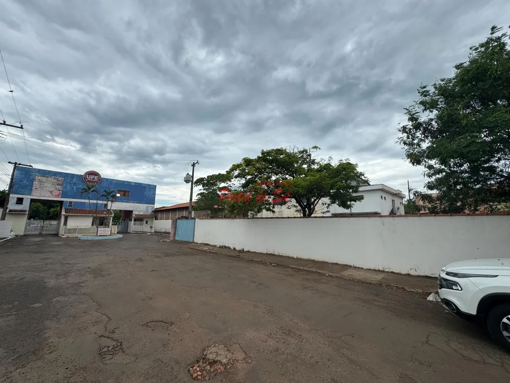 Loteamento e Condomínio, 465 m² - Foto 1