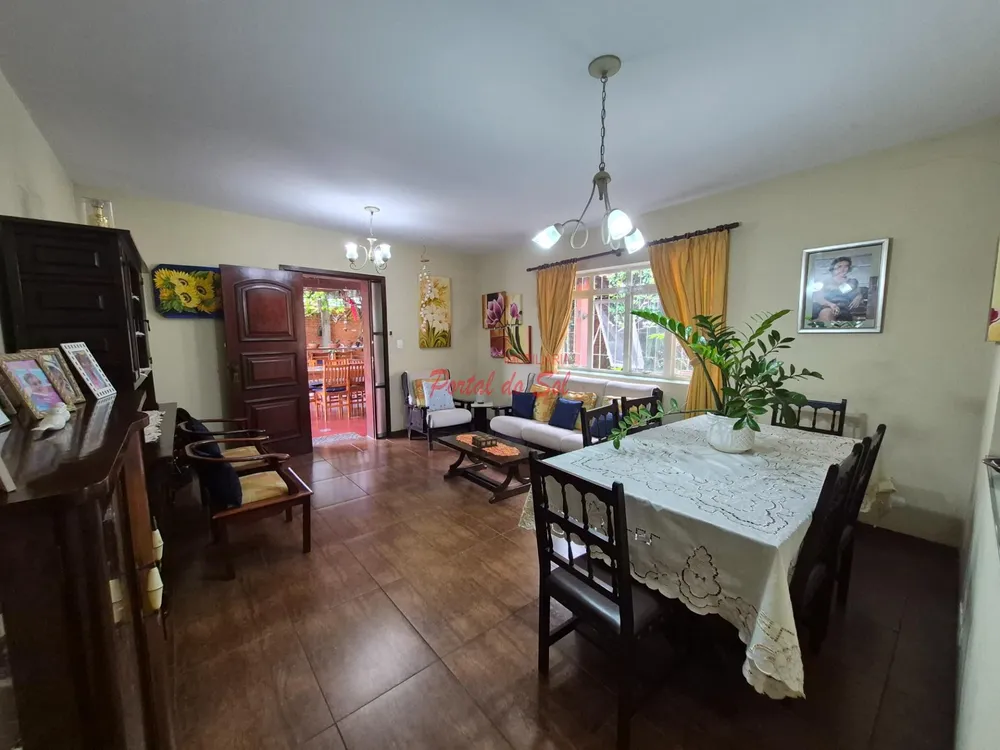 Casa, 3 quartos, 236 m² - Foto 4