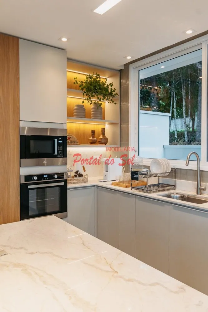 Sobrado, 3 quartos, 270 m² - Foto 13