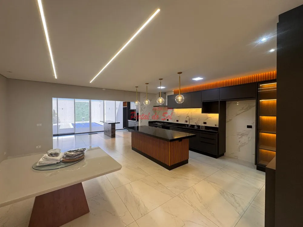 Casa, 3 quartos, 248 m² - Foto 5