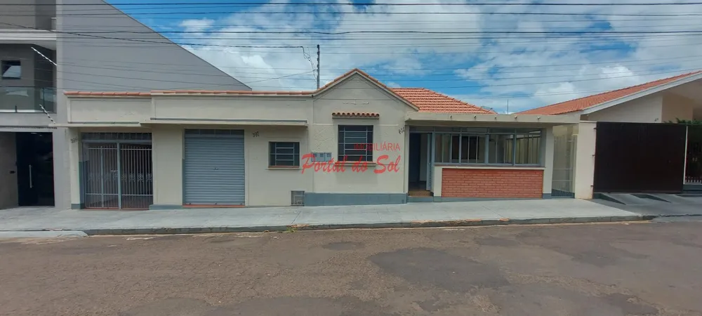 Casa, 3 quartos, 250 m² - Foto 1