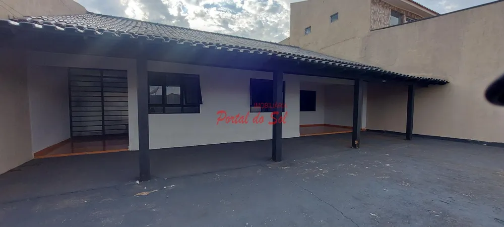 Casa, 3 quartos, 168 m² - Foto 2