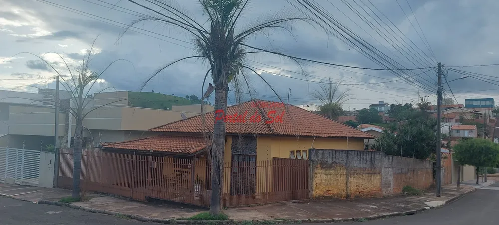 Casa, 3 quartos, 168 m² - Foto 2