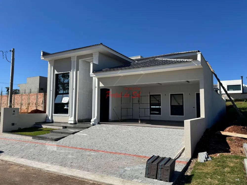 Casa, 3 quartos, 230 m² - Foto 1