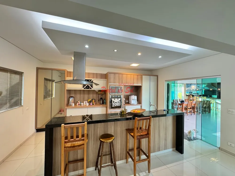 Casa, 3 quartos, 383 m² - Foto 2