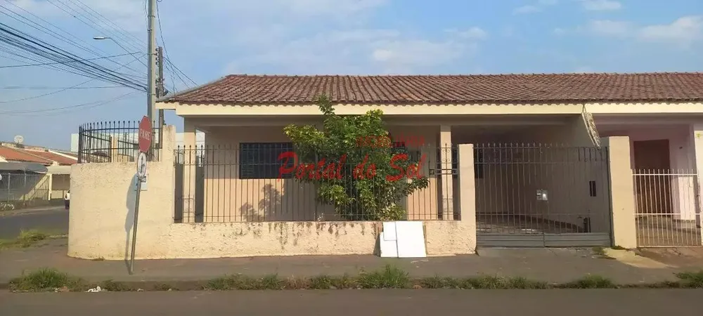 Casa, 3 quartos, 131 m² - Foto 1