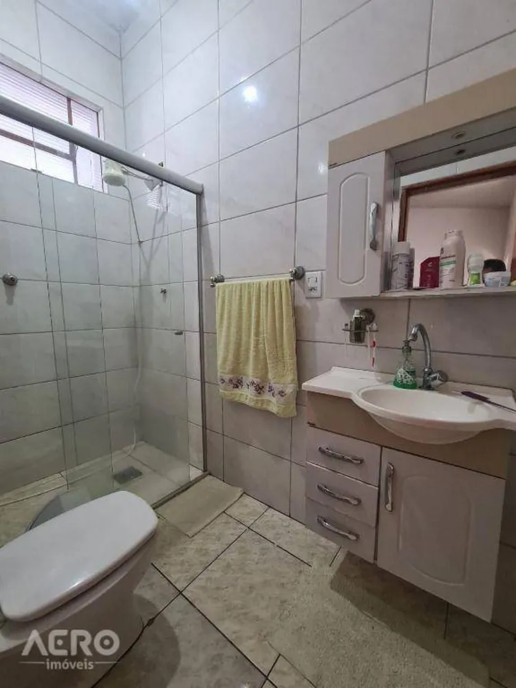 Casa, 3 quartos, 237 m² - Foto 8