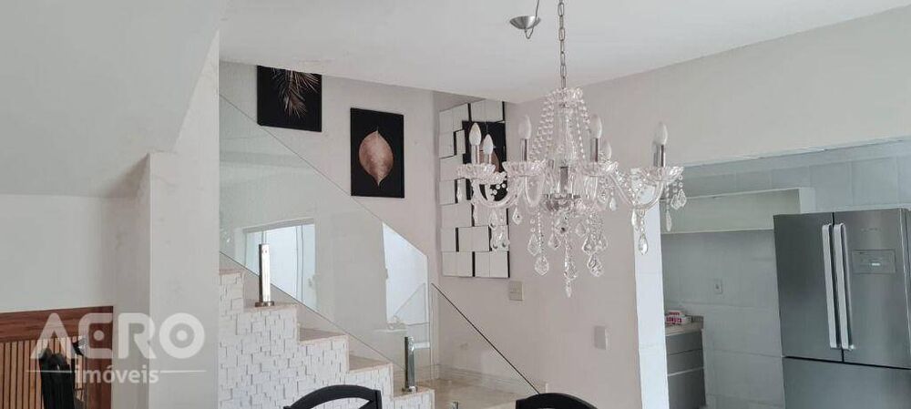 Casa, 3 quartos, 180 m² - Foto 11