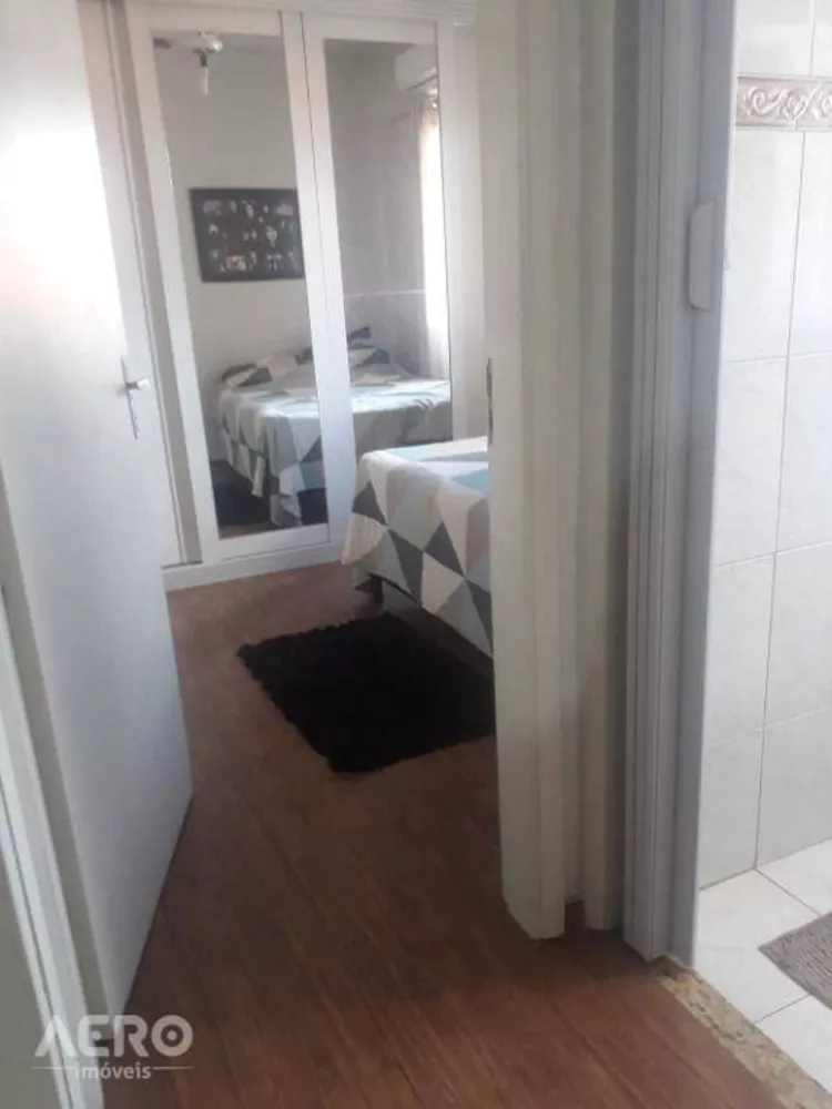 Apartamento à venda com 3 quartos, 98m² - Foto 4