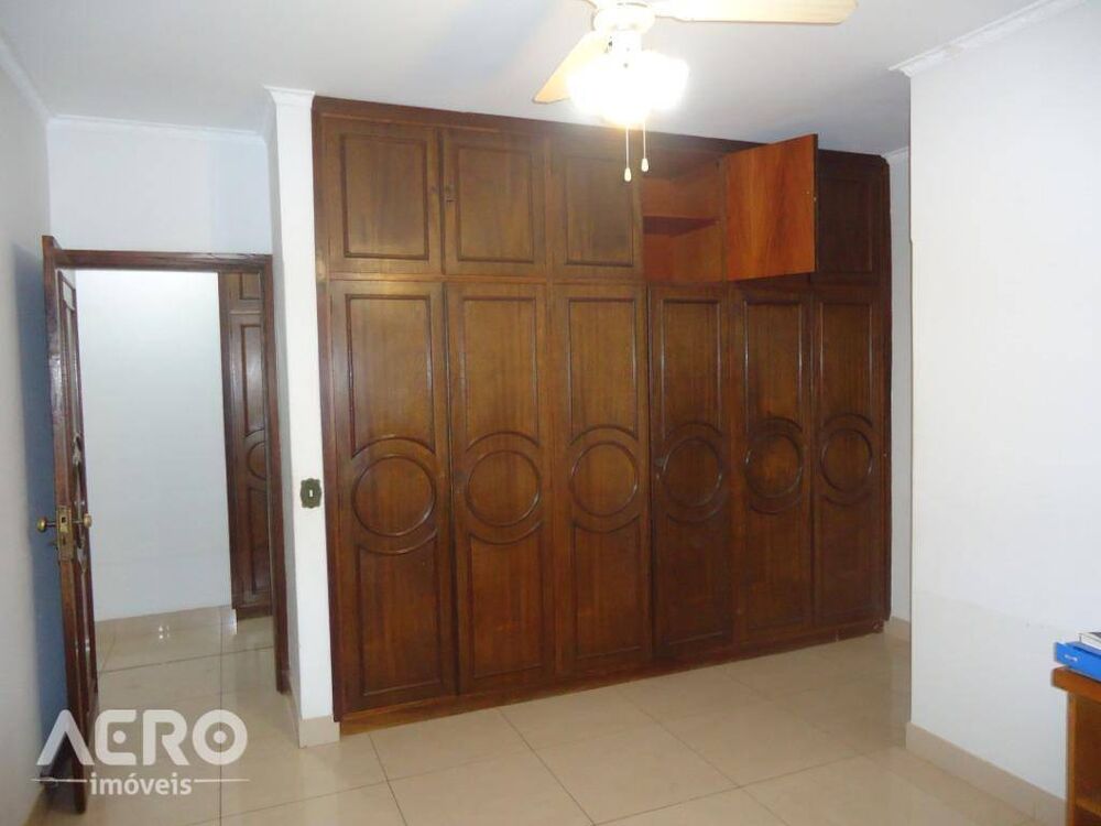 Casa, 4 quartos, 600 m² - Foto 4