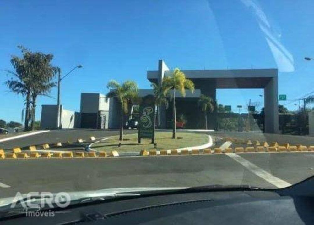 Loteamento e Condomínio, 600 m² - Foto 1