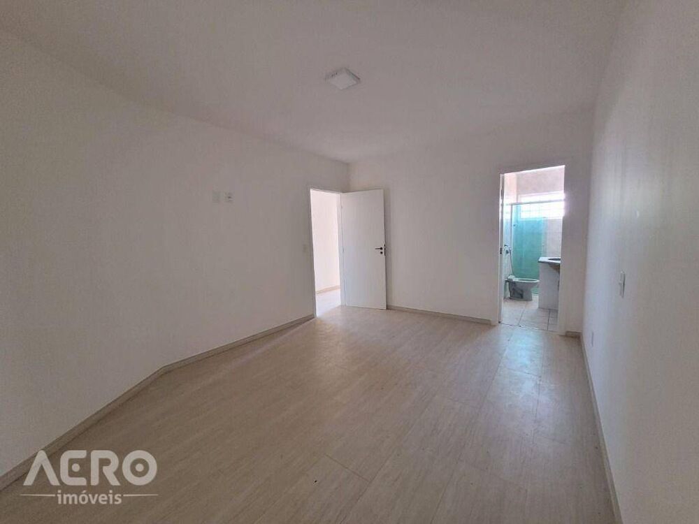 Casa, 3 quartos, 218 m² - Foto 12