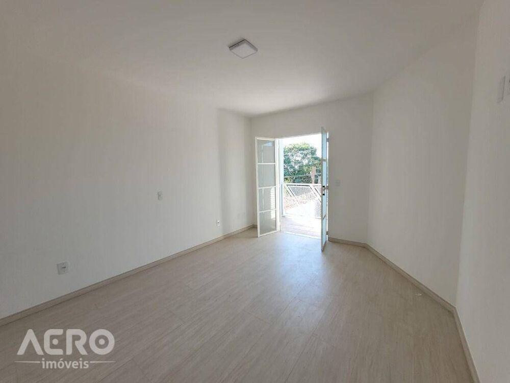 Casa, 3 quartos, 218 m² - Foto 16
