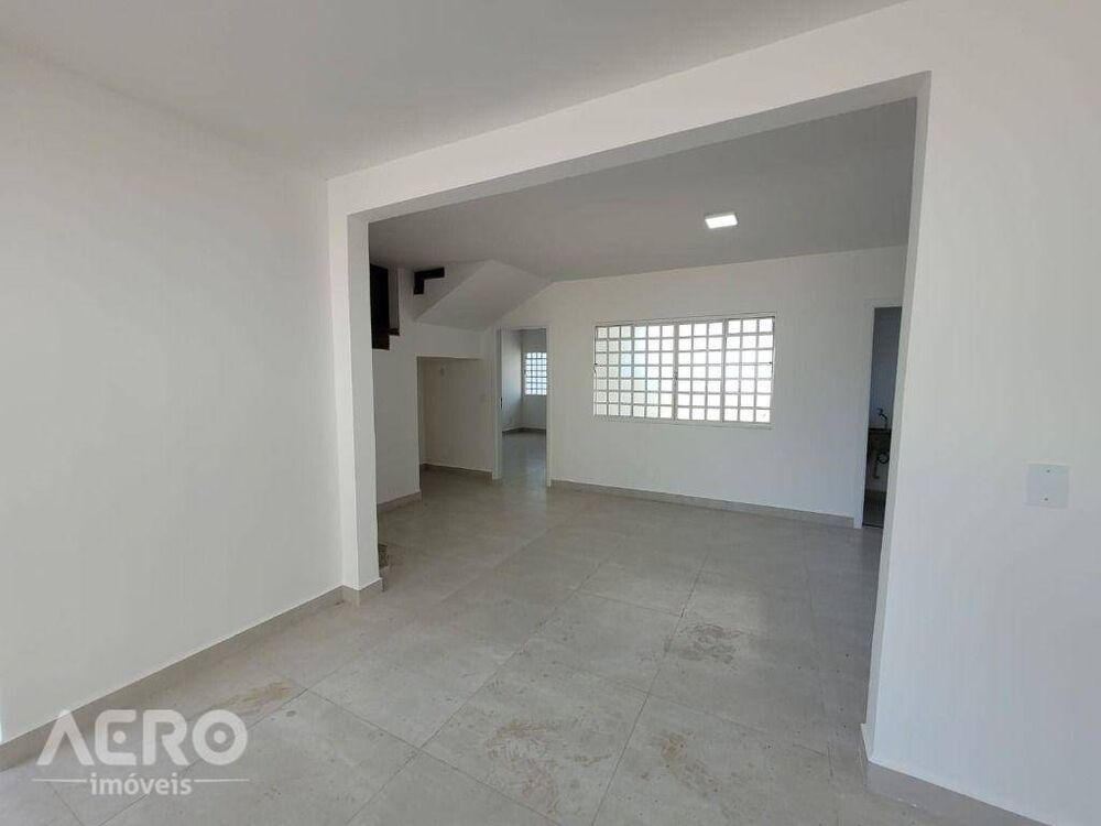 Casa, 3 quartos, 218 m² - Foto 5