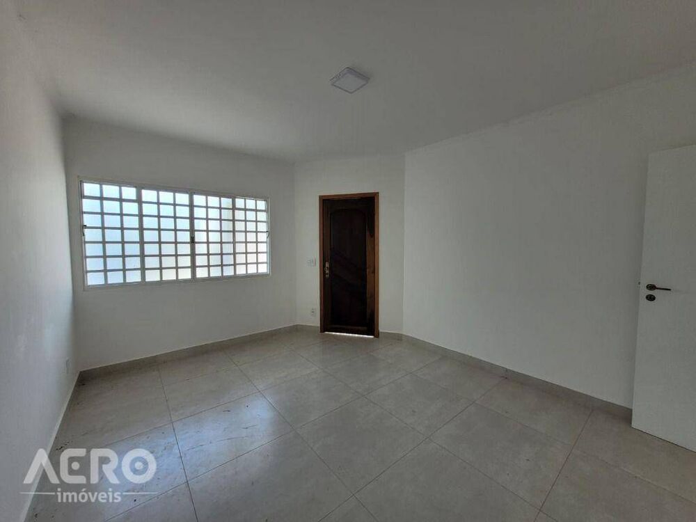 Casa, 3 quartos, 218 m² - Foto 9