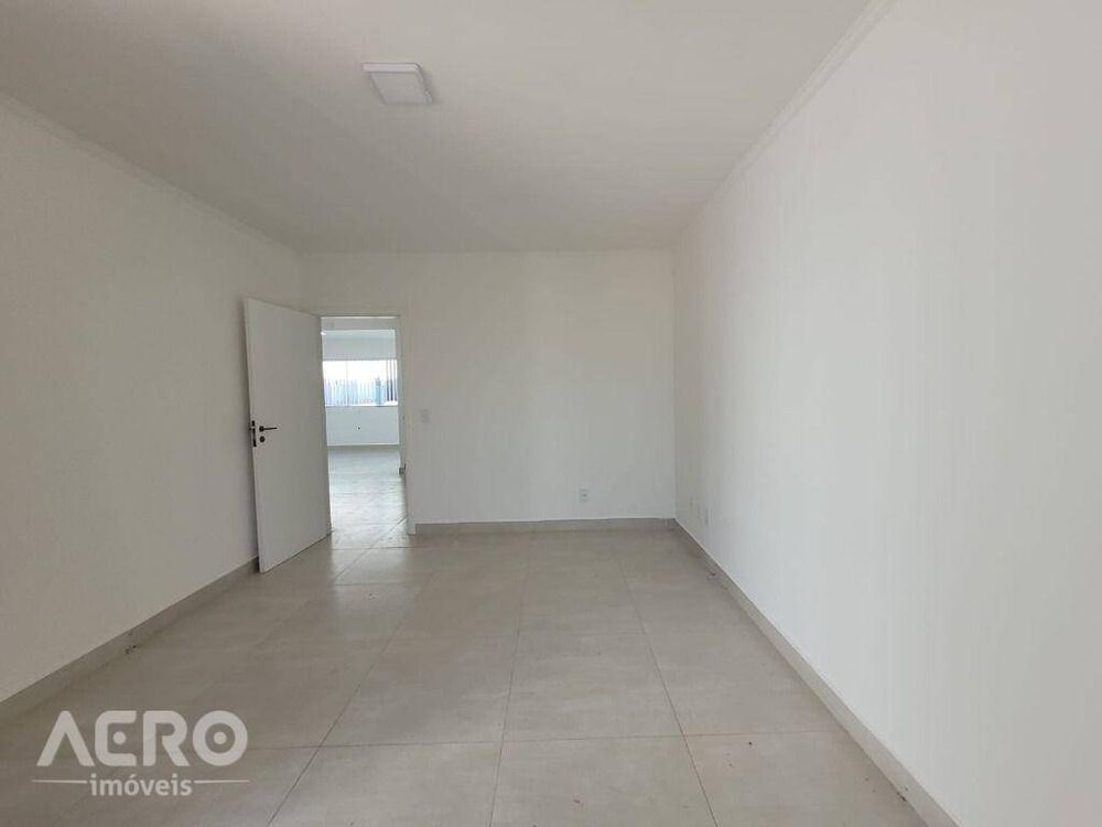Casa, 3 quartos, 218 m² - Foto 15