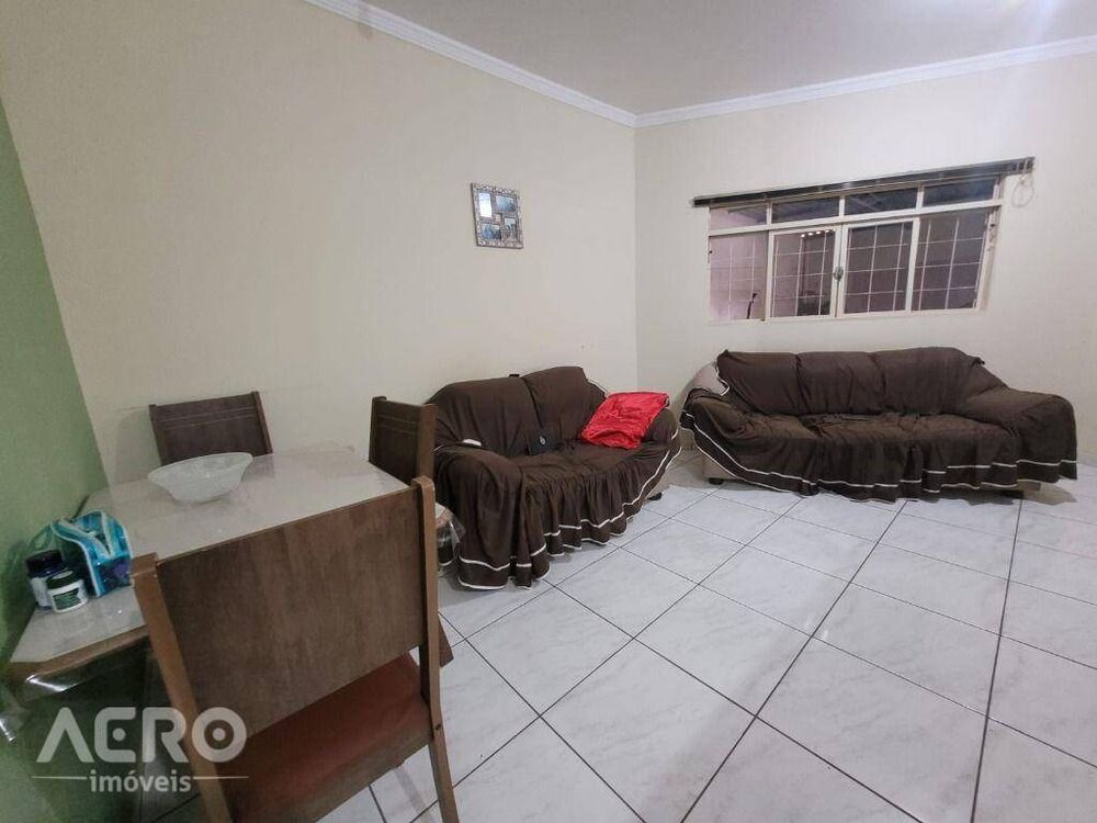 Casa, 3 quartos, 70 m² - Foto 2