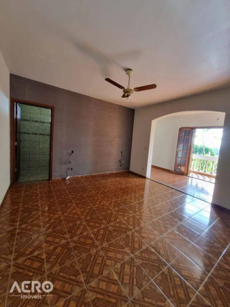 Casa, 2 quartos, 556 m² - Foto 6