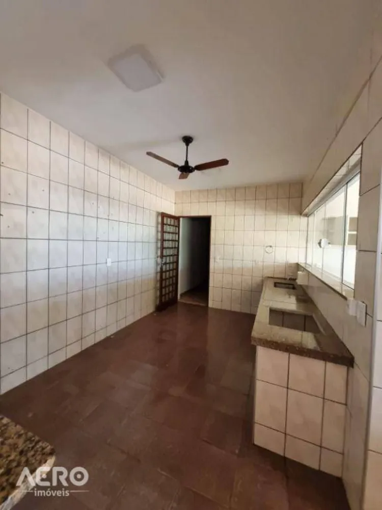 Casa, 2 quartos, 556 m² - Foto 8