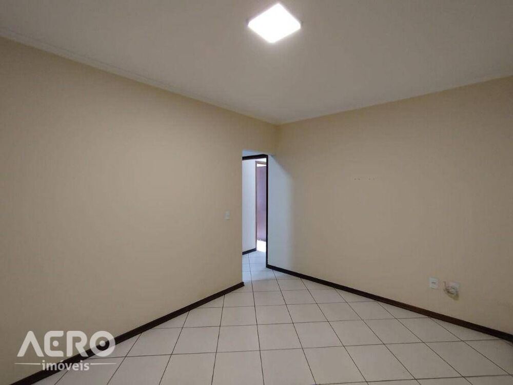 Casa à venda com 3 quartos, 250m² - Foto 12