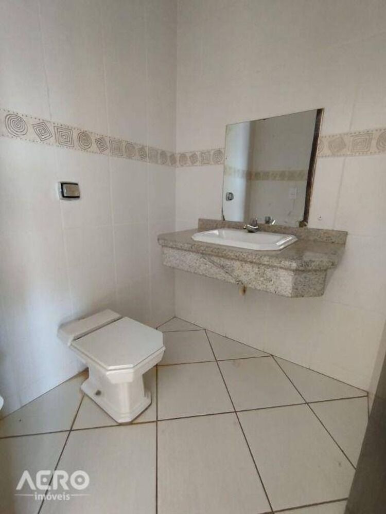 Casa à venda com 3 quartos, 250m² - Foto 16