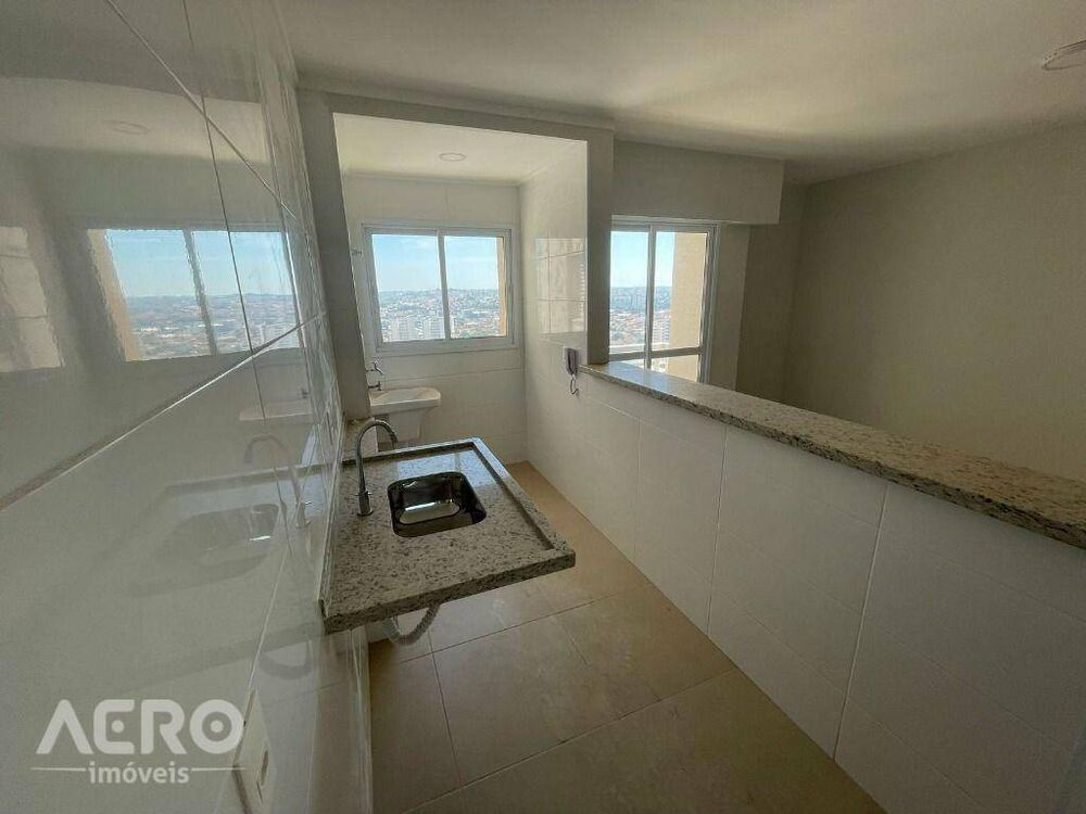 Apartamento à venda com 1 quarto, 39m² - Foto 2