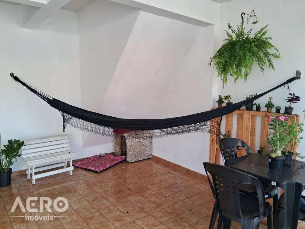 Casa, 3 quartos, 140 m² - Foto 3