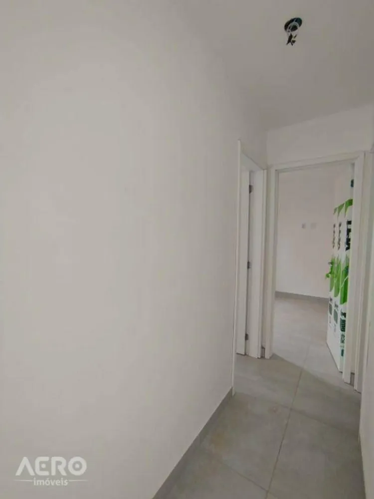 Apartamento, 2 quartos, 47 m² - Foto 2