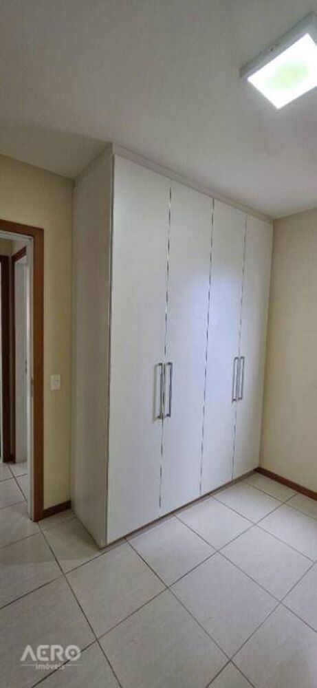 Apartamento à venda e aluguel com 3 quartos, 131m² - Foto 3