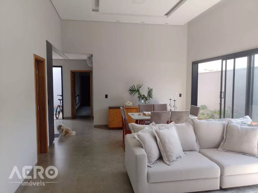 Casa de Condomínio à venda com 3 quartos, 191m² - Foto 1