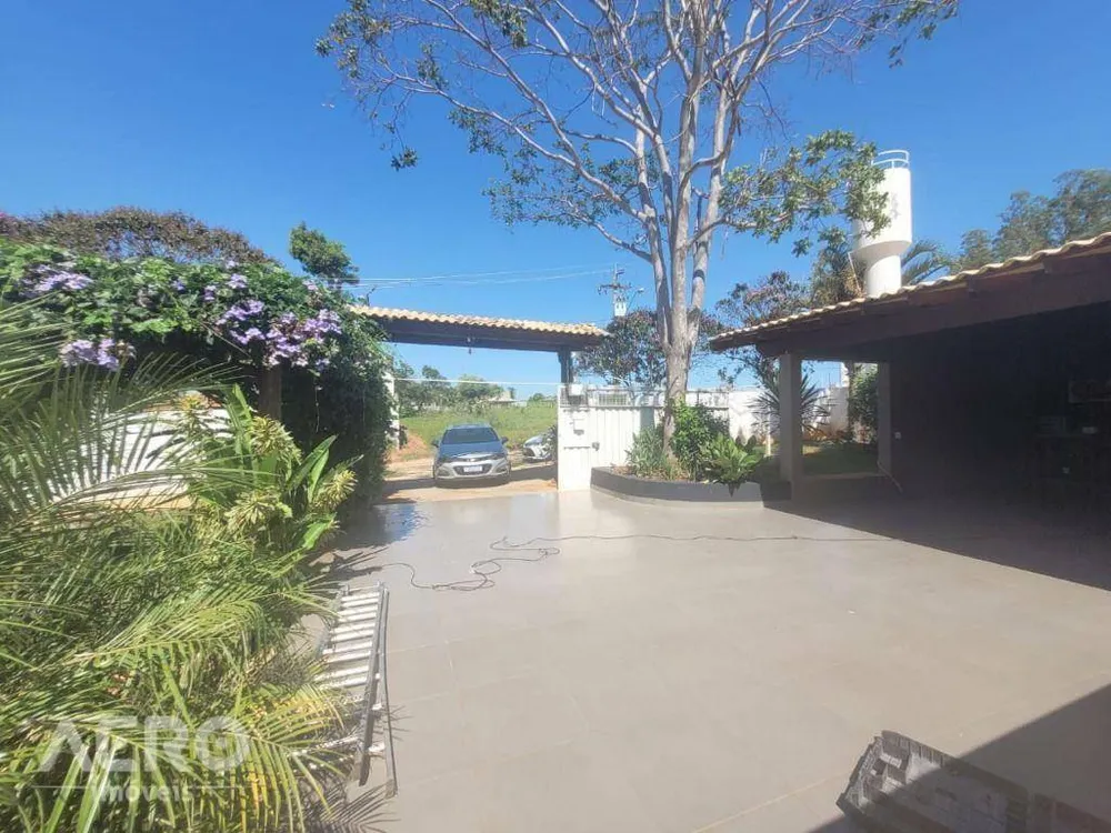 Casa, 2 quartos, 210 m² - Foto 1