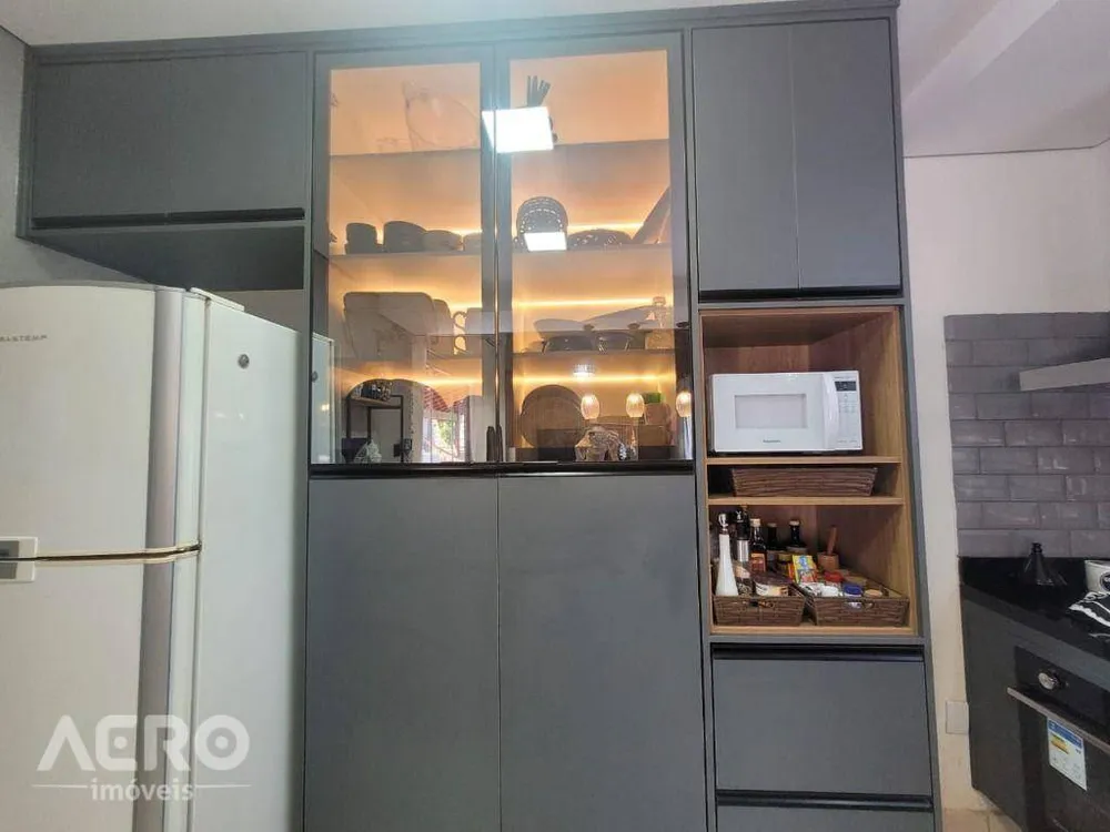 Casa, 2 quartos, 210 m² - Foto 11