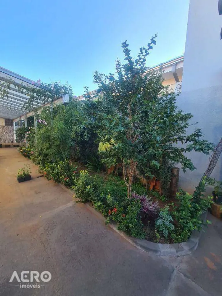 Casa, 2 quartos, 170 m² - Foto 1