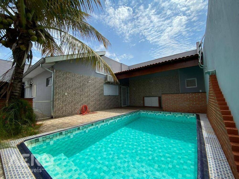 Casa, 3 quartos, 163 m² - Foto 1