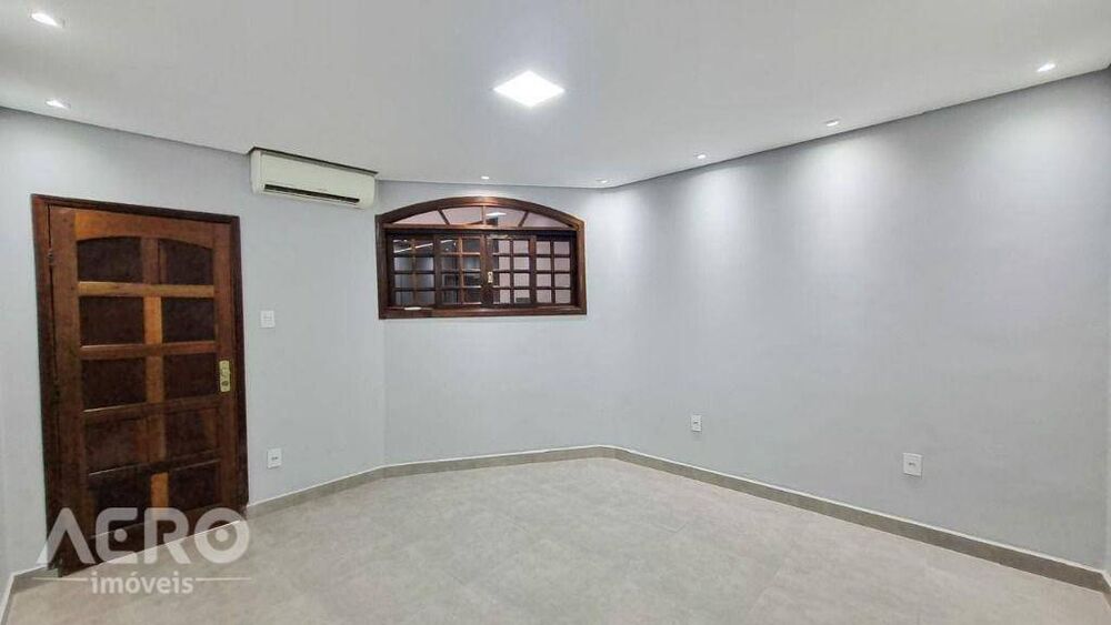 Casa, 3 quartos, 163 m² - Foto 3
