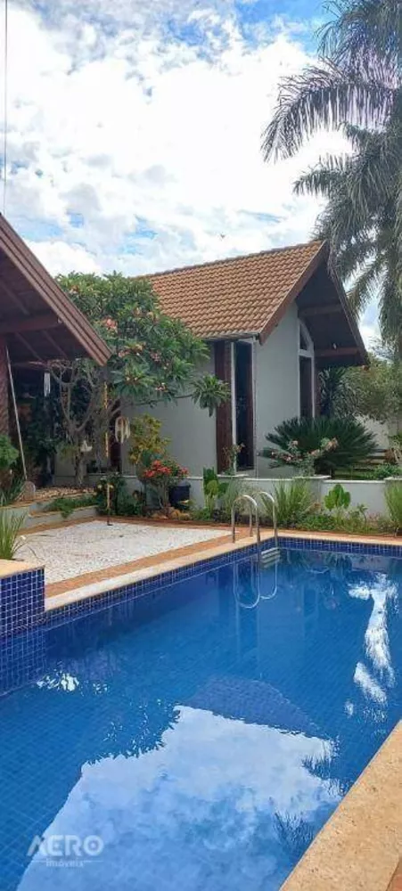 Casa de Condomínio à venda com 2 quartos, 246m² - Foto 1