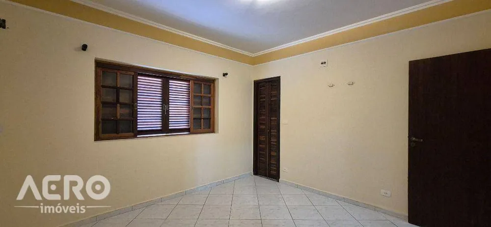Casa, 3 quartos, 213 m² - Foto 8