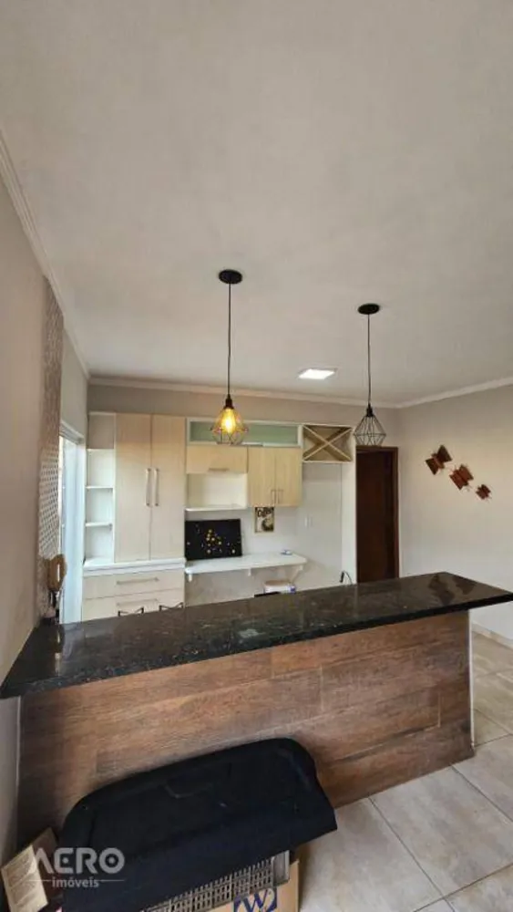 Casa, 3 quartos, 81 m² - Foto 1