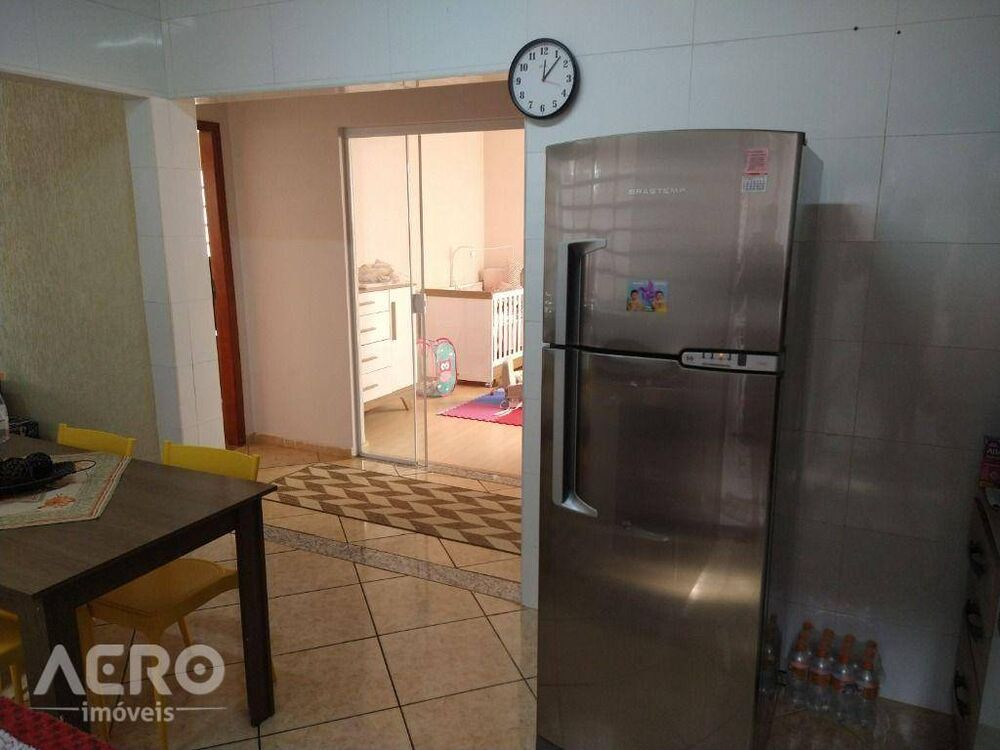 Casa, 3 quartos, 105 m² - Foto 4